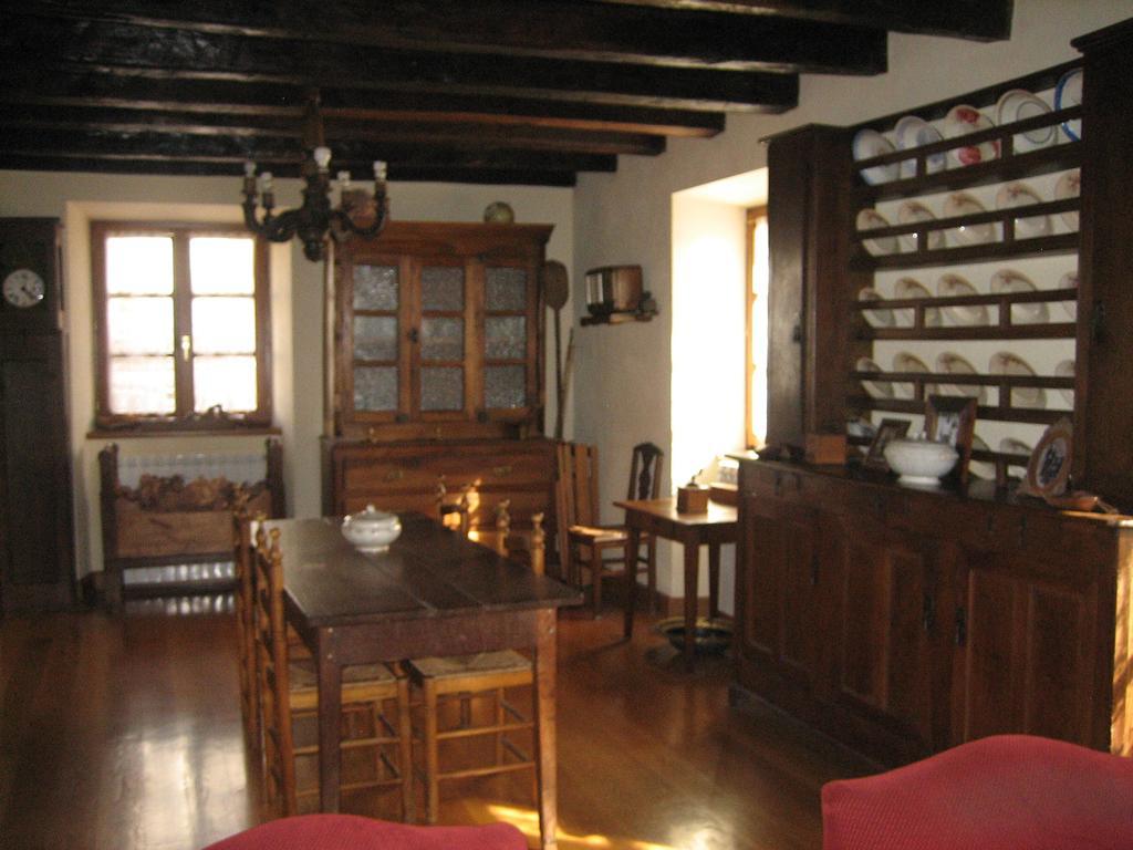 Casa Rural Parriola Villanueva de Arce ภายนอก รูปภาพ
